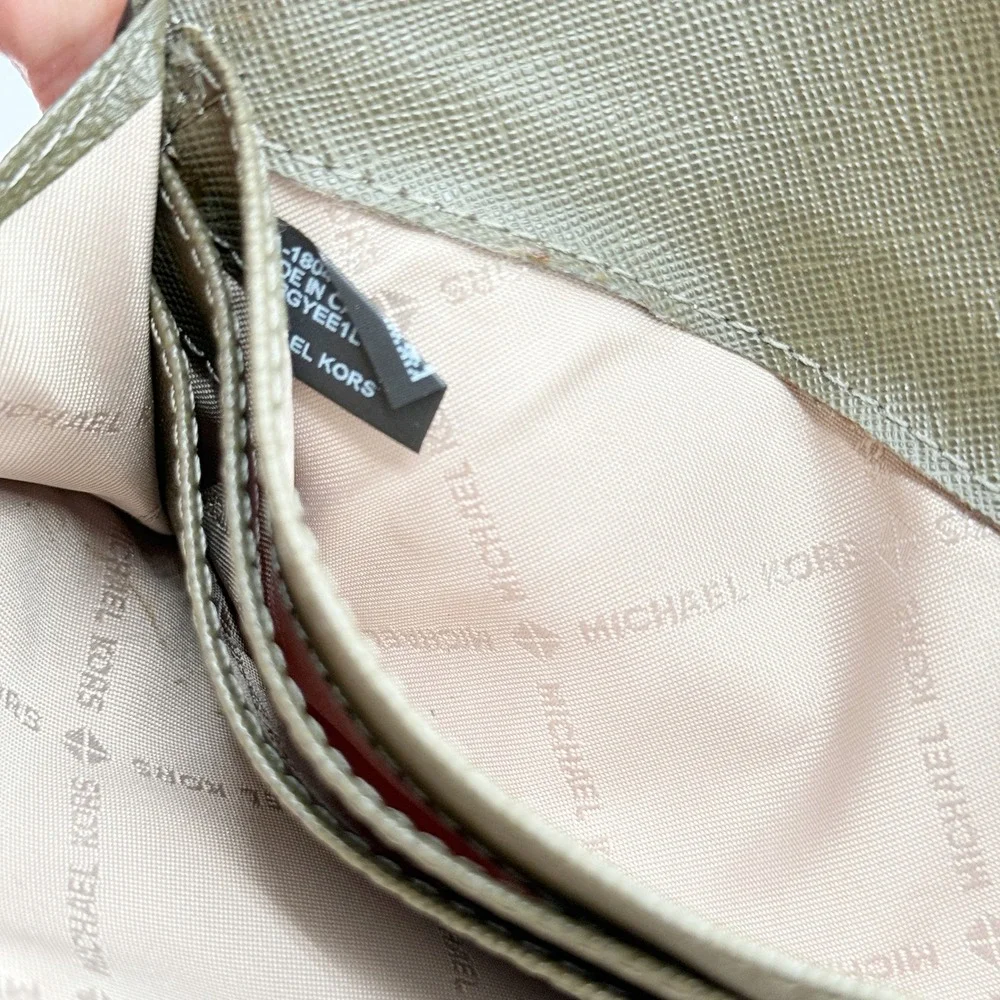 Michael Kors Adele Slim Continental Wallet Olive Green Leather 32T7GAYE1L